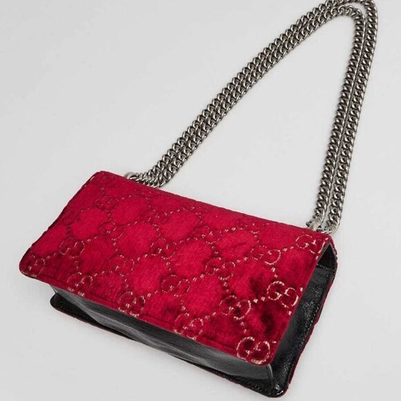 Gucci Red GG Embossed Velvet Dionysus Small Shoulder Bag - Picture 3 of 10